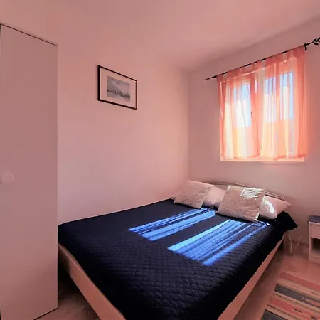 Tihana With A Partial Sea View Daire *
