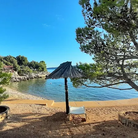 Daire Tihana With A Partial Sea View *