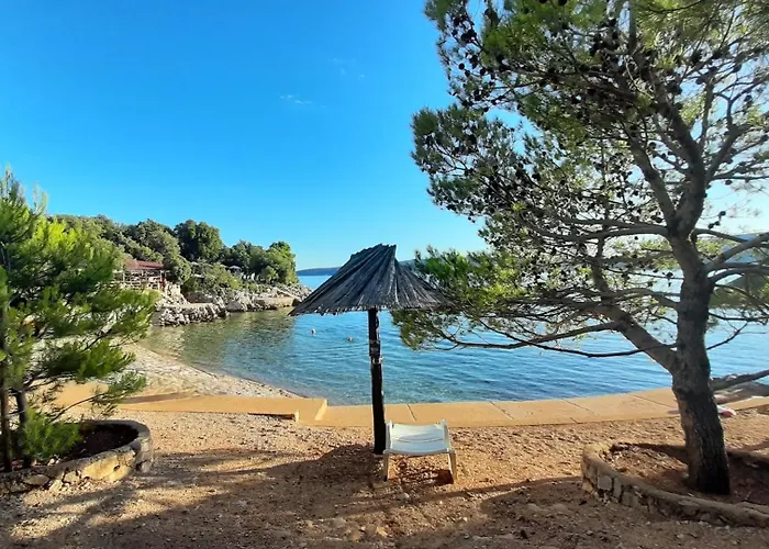 Daire Tihana With A Partial Sea View *